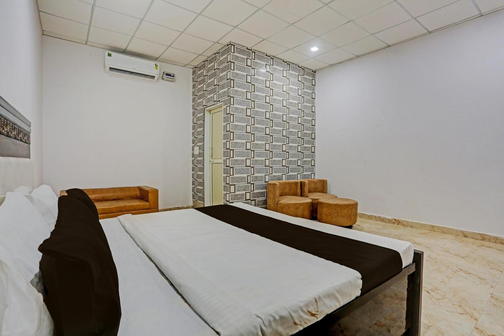 Hotel O Murliwala Wedding Palace And Resort Samalkha Εξωτερικό φωτογραφία