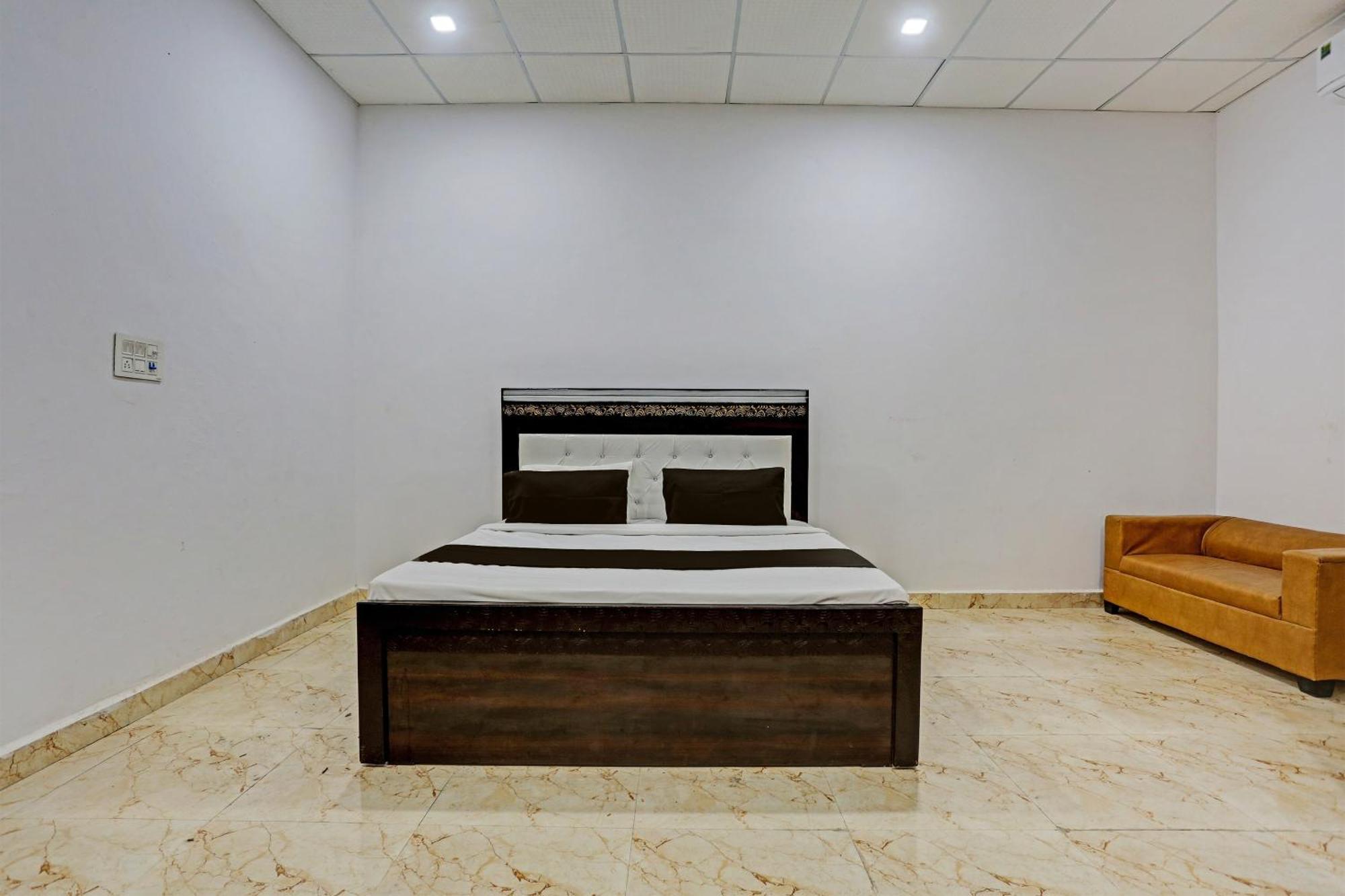 Hotel O Murliwala Wedding Palace And Resort Samalkha Εξωτερικό φωτογραφία